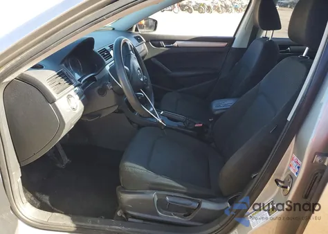 2014 Volkswagen Passat S из США, поврежденный, VIN 1VWAS7A32EC031124